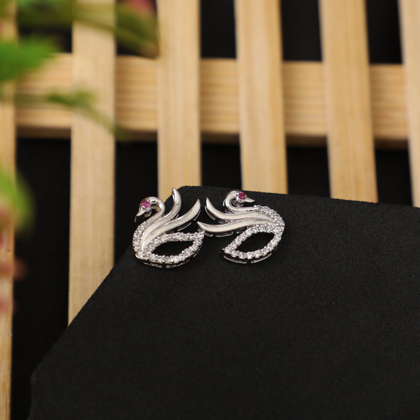 Crystalline Swan of Stillness 925 Sterling Silver Set