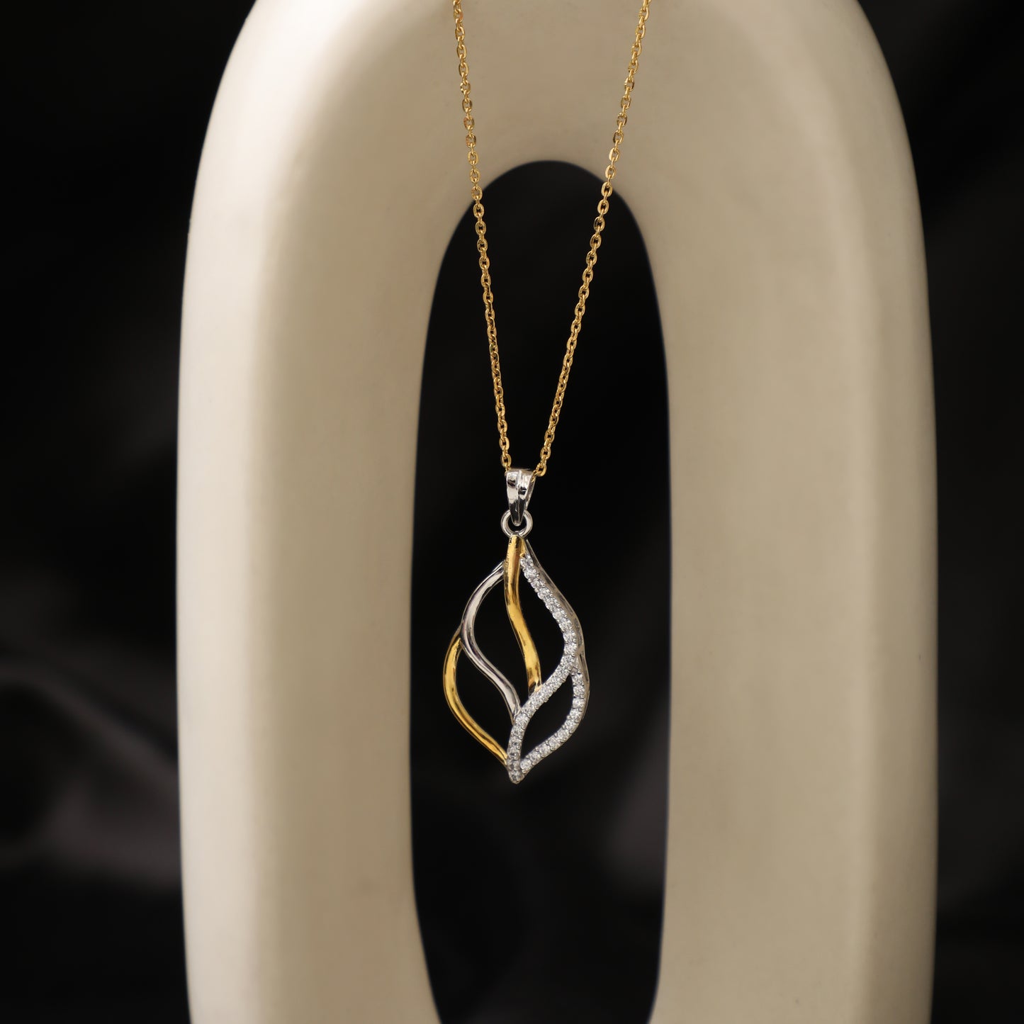 Twilight Leafy Vein Silver Pendant