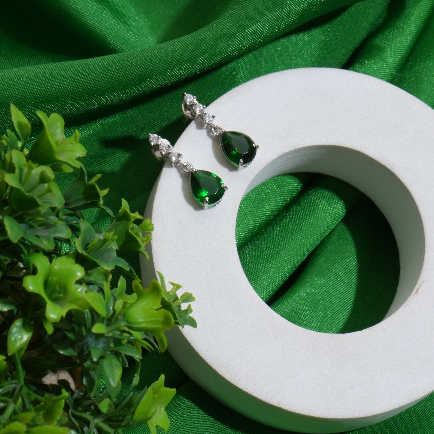 Emerald Glint 925 Sterling Silver Earrings
