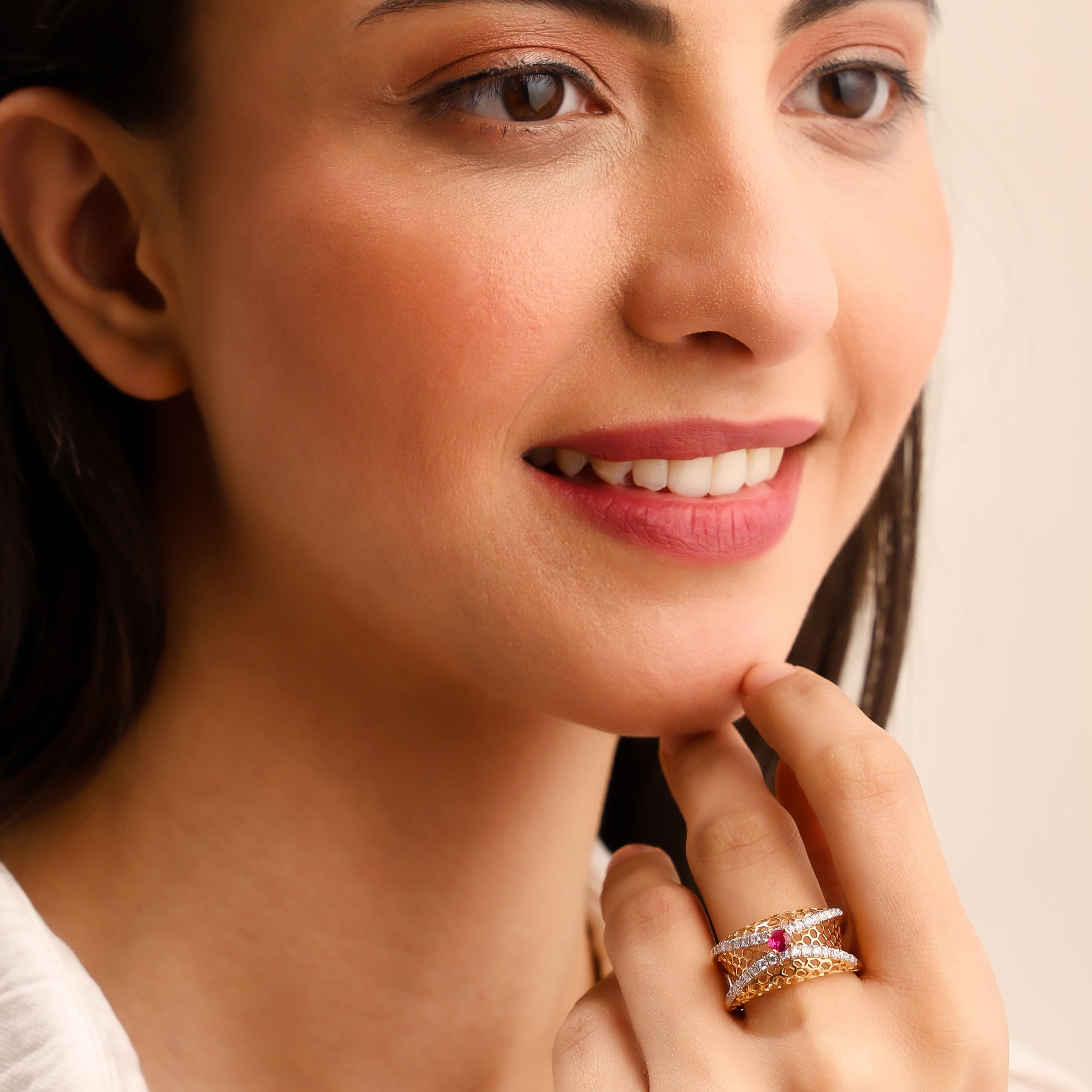 Ornate Stone Vine 925 Sterling Silver Ring